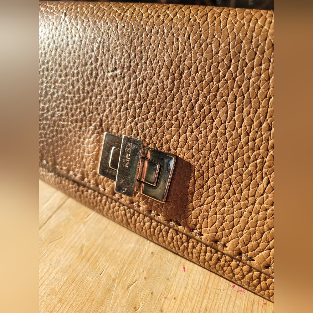 Fendi Long Wallet - Picture 3 of 5